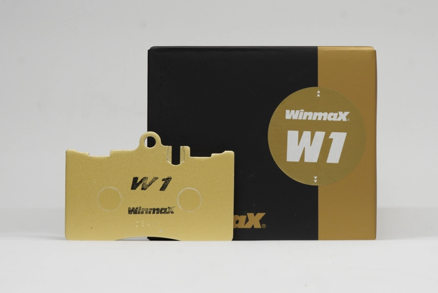 Тормозные колодки Winmax W1 600 EP390 Lexus LS Toyota Celsior UCF30 UCF31 передние фото 1