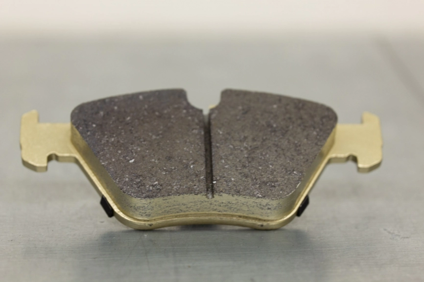 Тормозные колодки Dixcel Z-type Z 1211106 BMW Z4 E85/E86, X3 E83, 2.5i/3.0i, M3 E46, 525i/528i/535i E39, передние фото 3